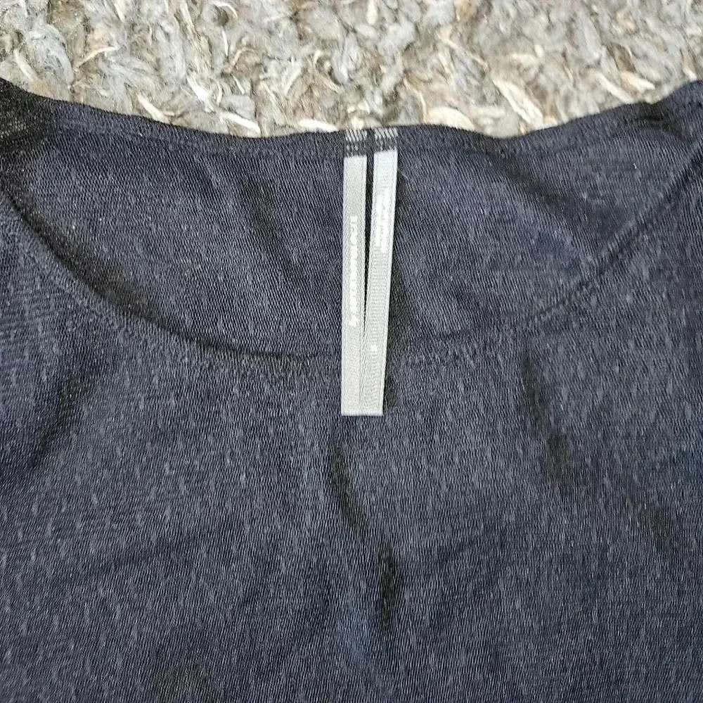 Anthropologie netted long sleeve - Picture 2 of 4